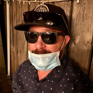 Meet your Posher, Adam